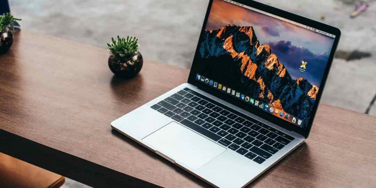 Macbook được nhiều người yêu thích và sử dụng