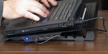 gia-quat-tan-nhiet-dell-3