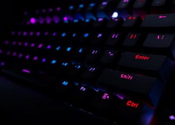 Giá cả cũng là yêú tố quan trọng khi mua bàn phím