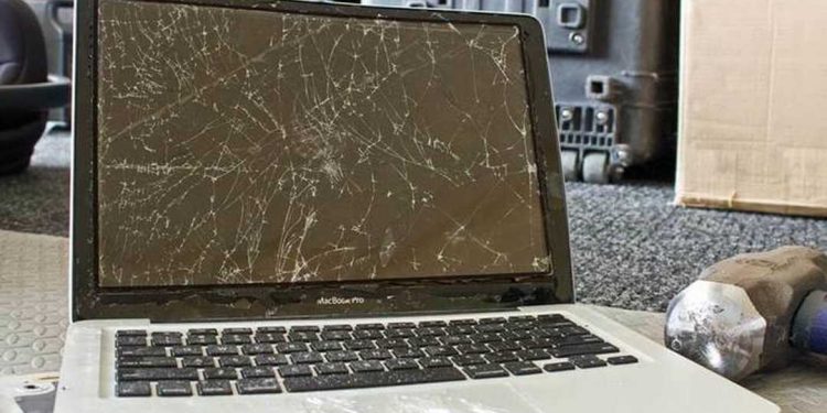 Những yếu tố quan trọng khi mua laptop cũ